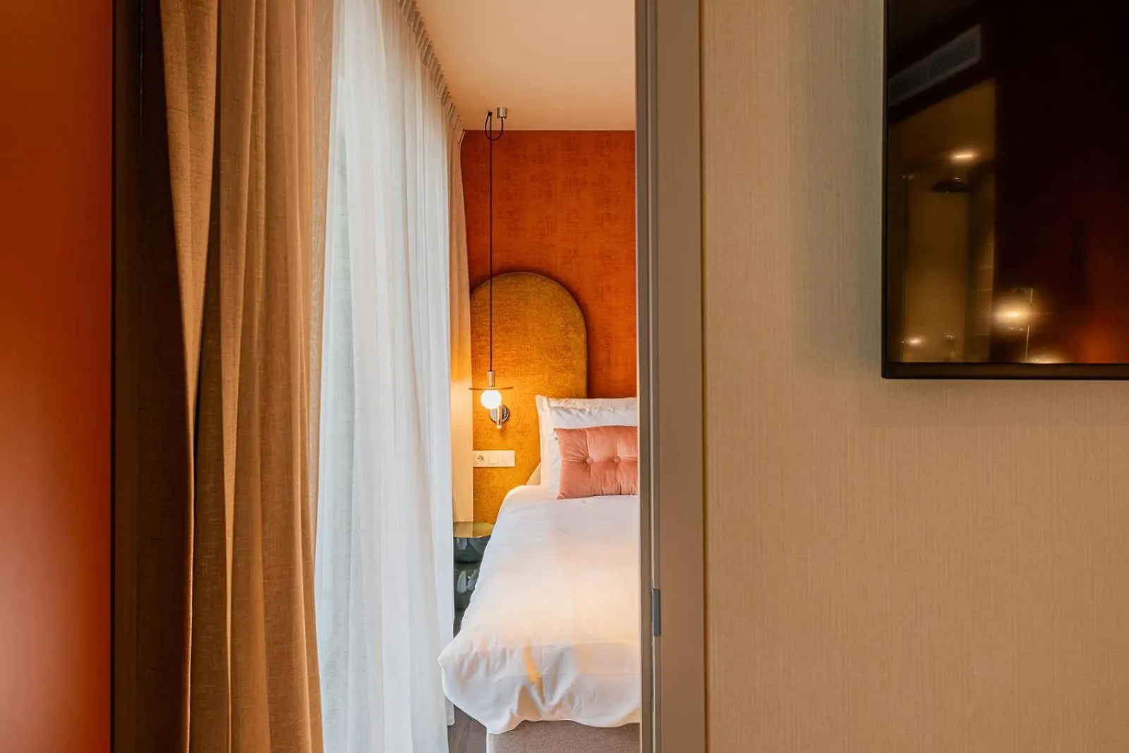 The Ostendian Hotel