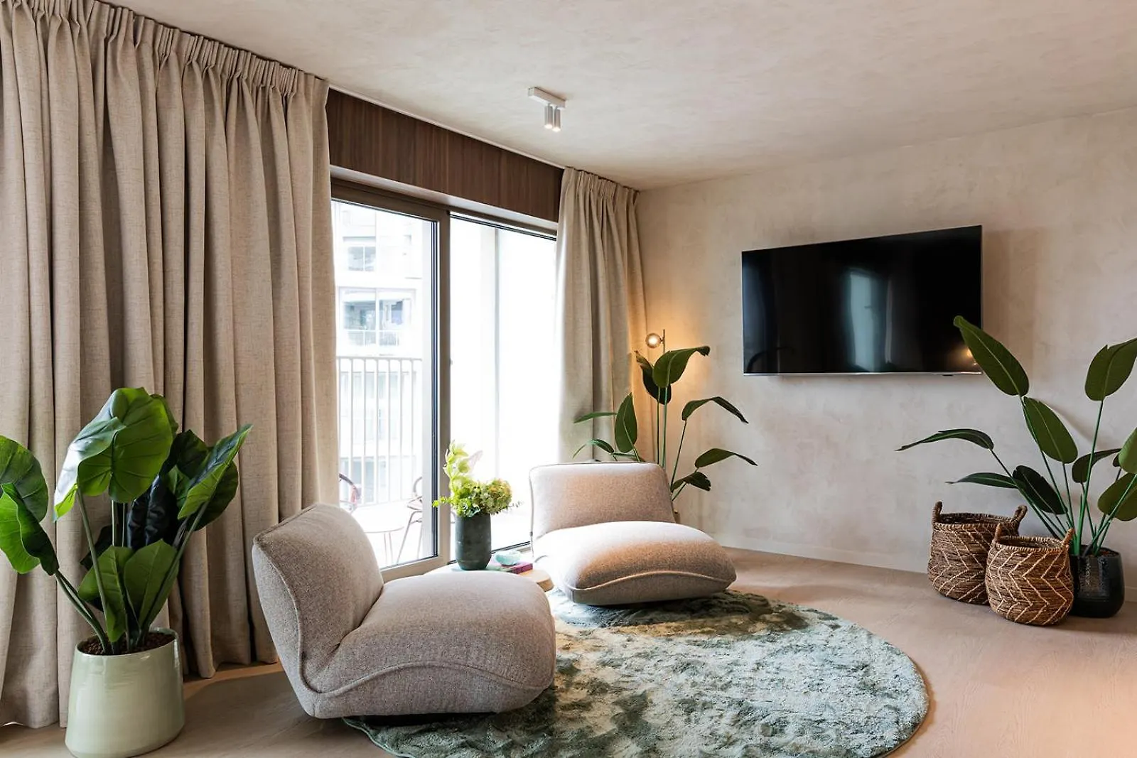 The Ostendian 4*, Ostend